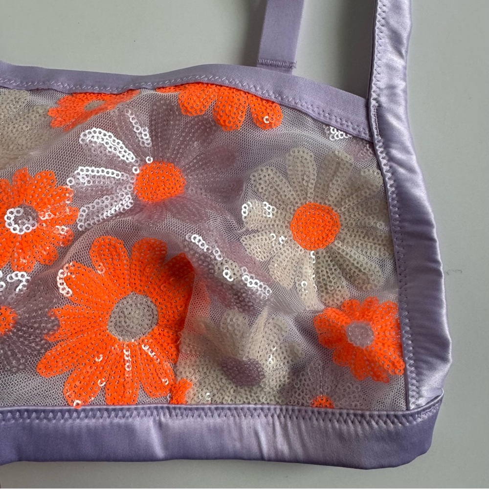 Aerie Sequin Floral Embroidery Bandeau. Size: L. NWT! - Picture 6 of 10